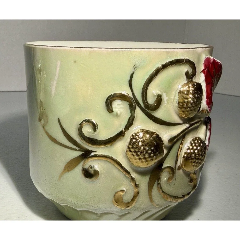 Vintage Gold Embossed Berries / Leaves / Floral German Tea Coffee Cup